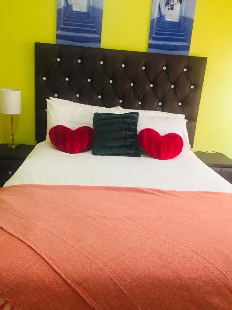 Mathlyn Guesthouse Gaborone Eksteriør bilde